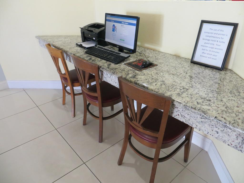 קיסימי Seralago Hotel & Suites Main Gate East מראה חיצוני תמונה